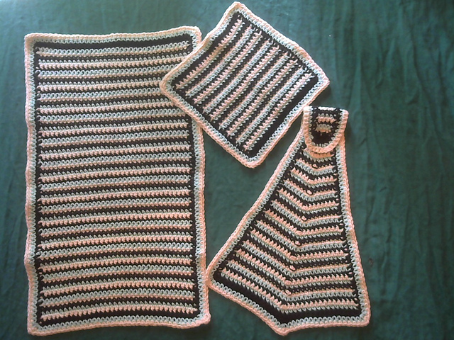 Striped Kitchen Set