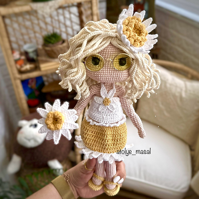 Daisy Doll Darrel