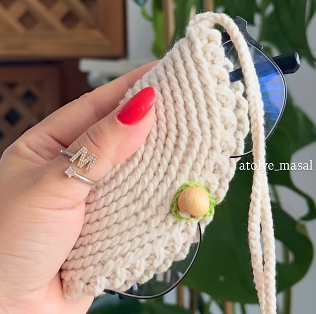 Spiral Basket Glasses Holder