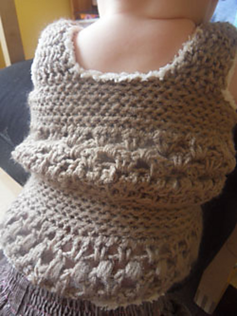 Fluffy edge baby vest