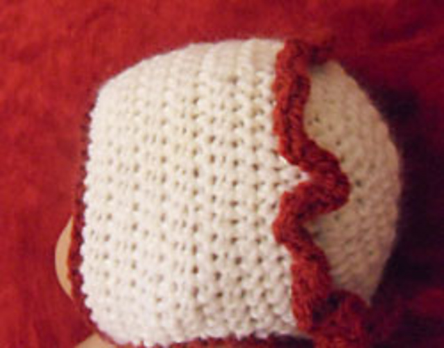 Festive baby bonnet