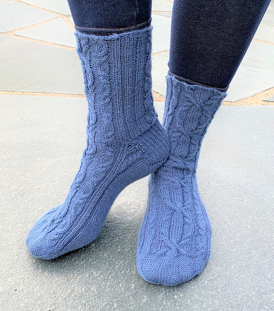 Cable Rose Socks