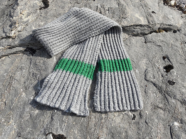 Scarf, him