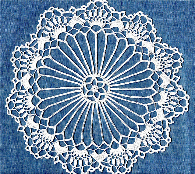 Ravelry: Cathedral Window pattern by Elizabeth Hiddleson