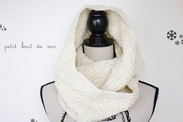 Sandrine cowl