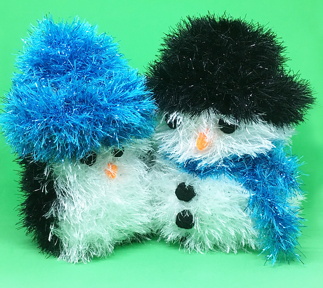 Christmas decoration/toys: penguin and snowman