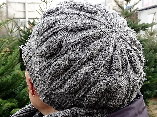 Sodalite beret