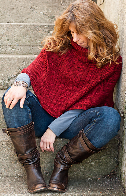 Ravelry: Cranberry Capelet pattern by Thea Colman