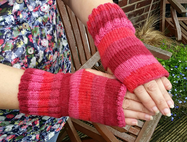 In The Pink Fingerless Gloves