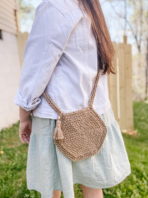 Jute Hexagon Purse