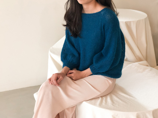 Satin Alpaca Mohair Balloon Top-down