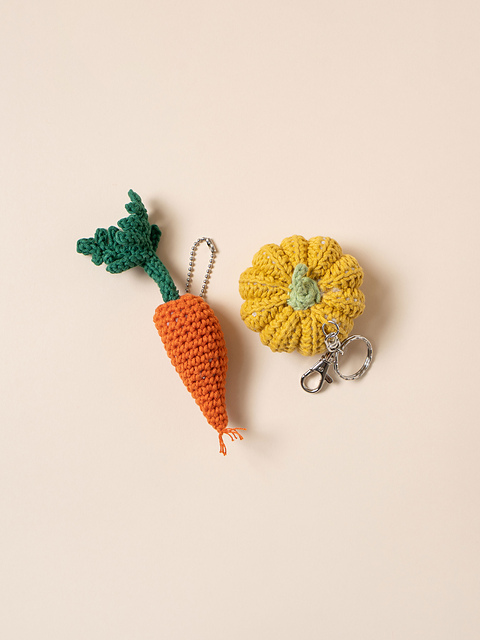 Soft Pumpkin & Carrot Keychain