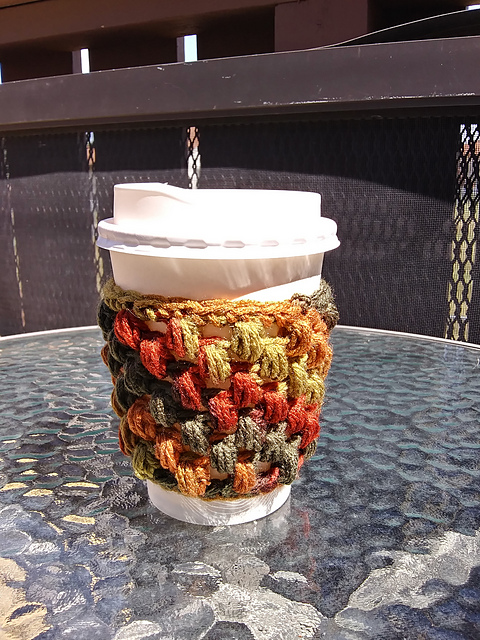 Puff Stitch Coffee Cup Cozy