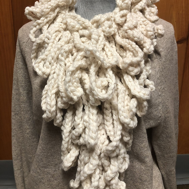 Poppy Loop Scarf