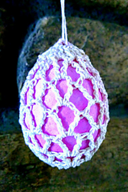 Ravelry: V Stitch Easter Egg Pouch pattern by Beth Ann Roth
