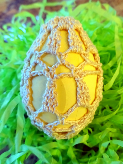 Ravelry: Cluster Easter Egg Pouch pattern by Beth Ann Roth