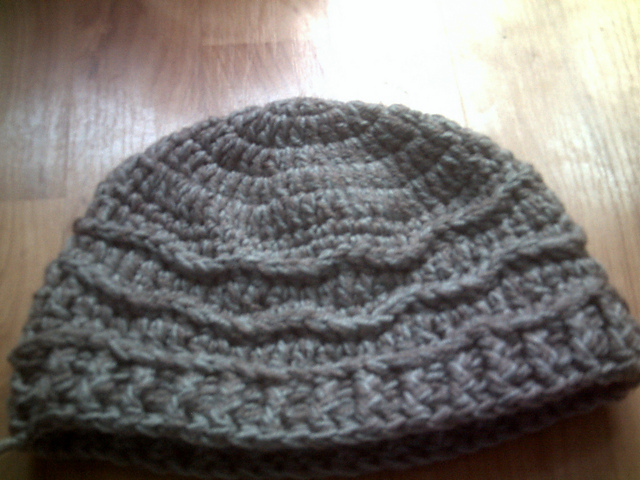 Hat-tastic Waves and Ridges