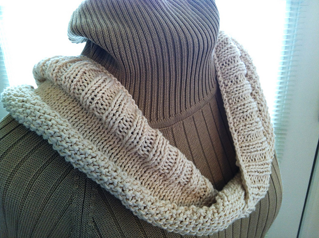 The Twist Cowl