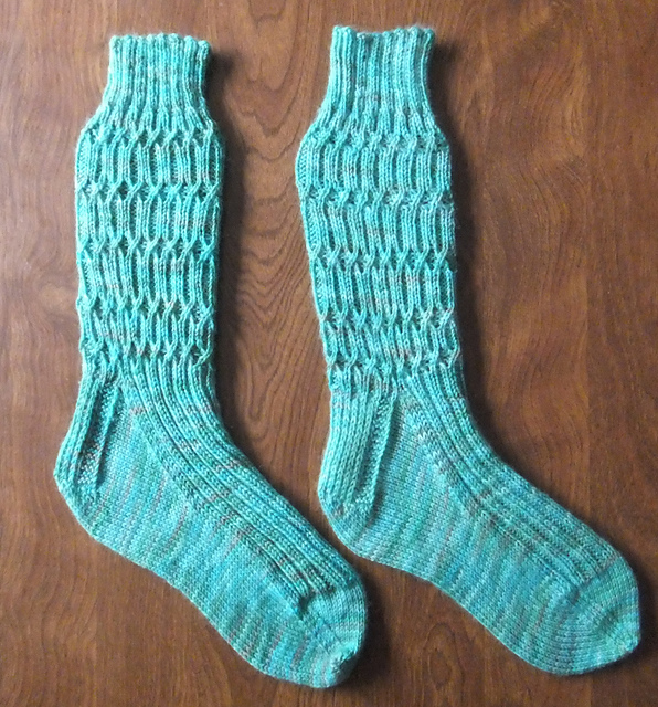 Elegant Ribbing Socks