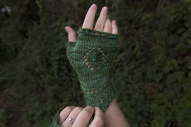 Oberon Mitts