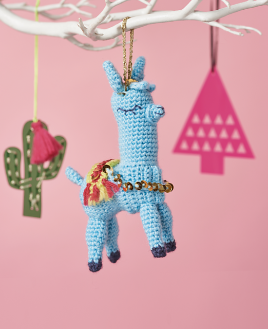 Festive amigurumi llama