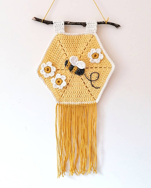 Bee my baby wall hanging