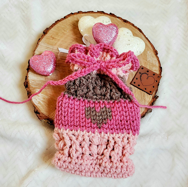 Puffy Love Pouch