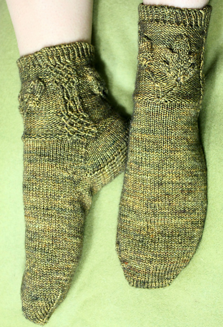 Oakmoss Socks