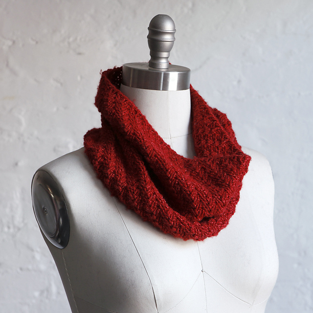 Travelling Rib Cowl