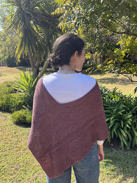 Donna Crochet Poncho