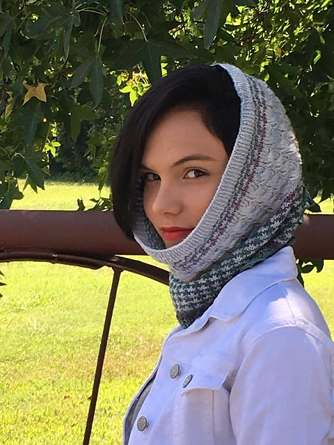 MoonDance Cowl & Mitts