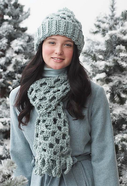 Ravelry: Fast Frosty Set: Hat pattern by Bernat Design Studio