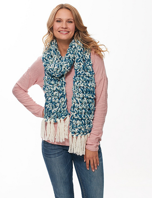 Fringe-y Finger Crochet Scarf