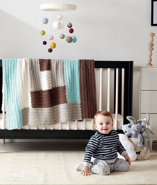 Ravelry Log Cabin Baby Blanket pattern by Yarnspirations Design Studio