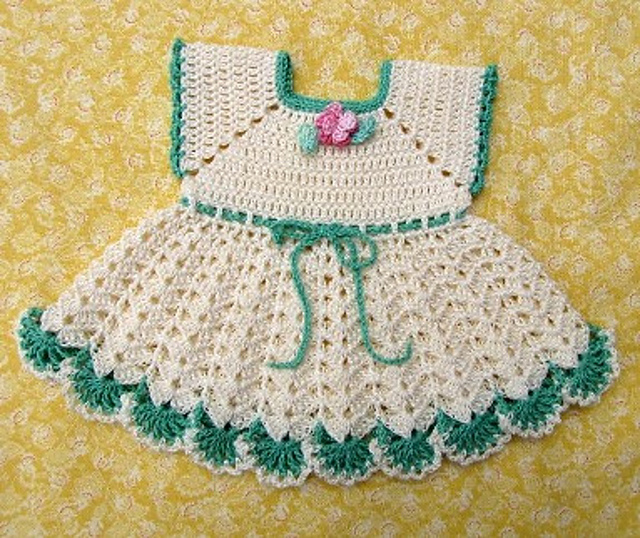 Dainty Dress Decorative Pot Holder