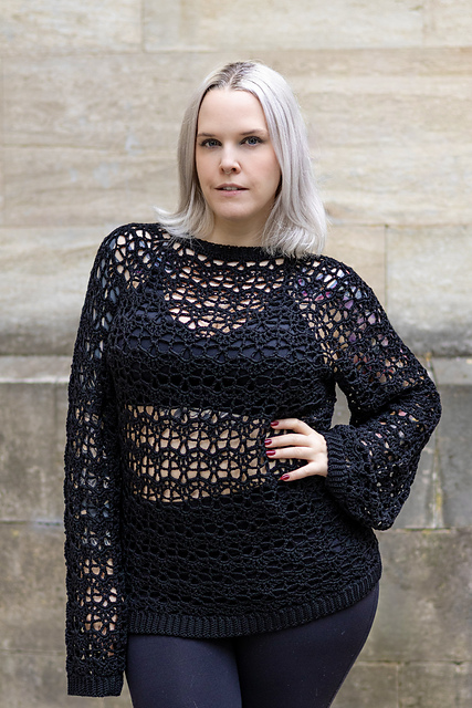 Backyard Baroness Top / Sweater