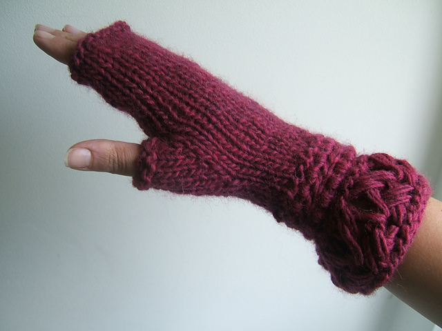 "Very Berry" Fingerless Mittens