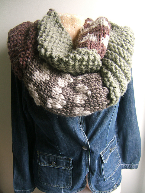 "Highland Butterscotch" Cowl Effect Neckwarmer.
