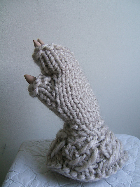 "Cross" Super Quick Trouble Shooter Fingerless Mittens