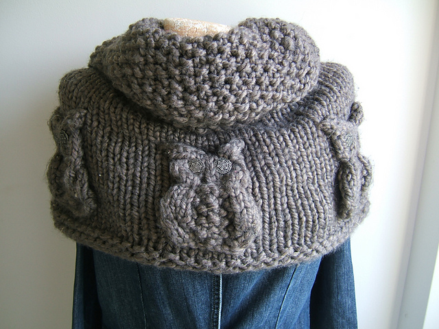 "Brown Owl" Neckwarmer