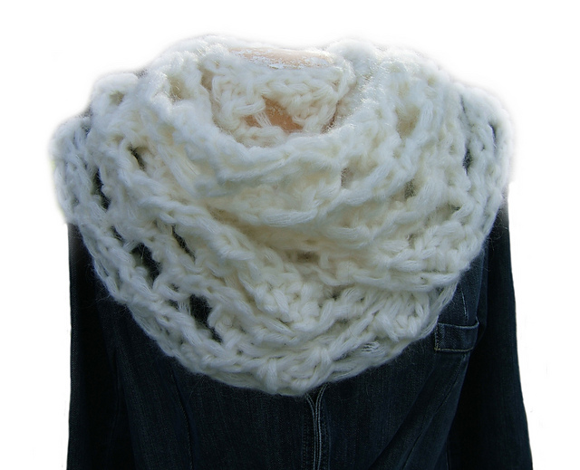 "Blizzard" Cowl Effect Neckwarmer
