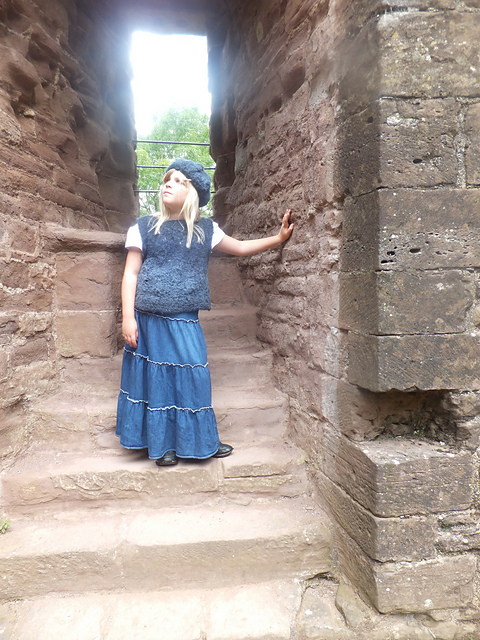 Childs Sleeveless Top With Matching Beret