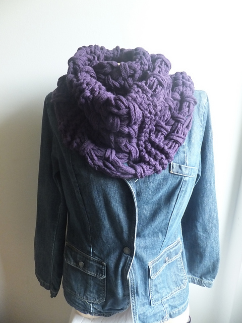Gathered Lattice and Garter Stitch Cowl Effect neckwamer