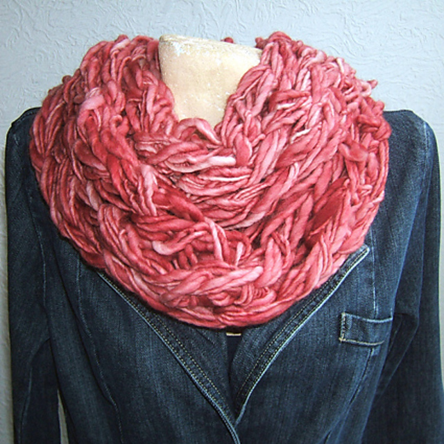 Vertical Cluster Cowl Necktie with Scarf Variation