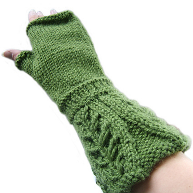 Rustic Leaf Fingerless Mittens
