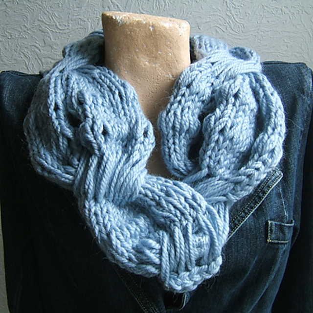 Snowball Necktie