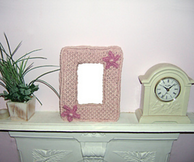 ECO Knit Rustic Flower Picture Frame Cover