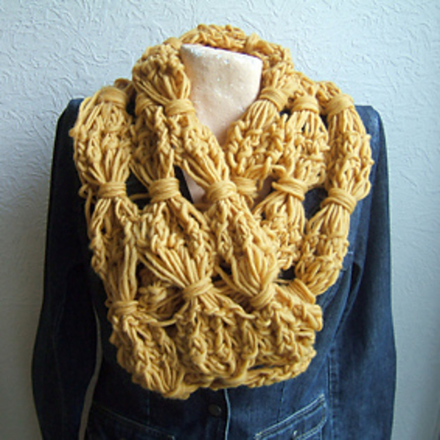 Harvest Cross Over Neckwarmer