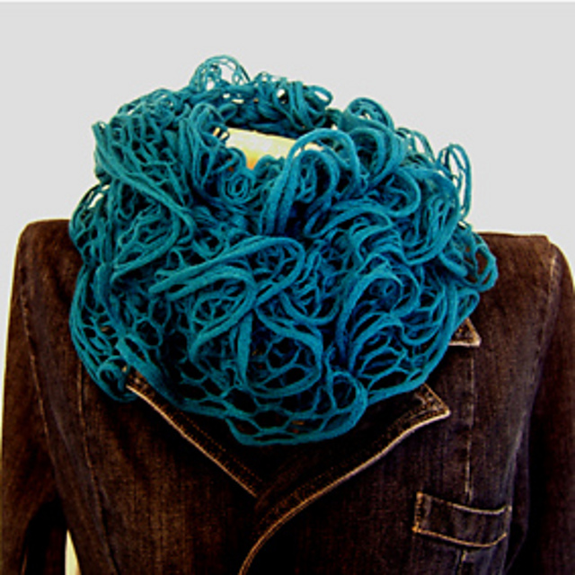 Cobweb Neckwarmer