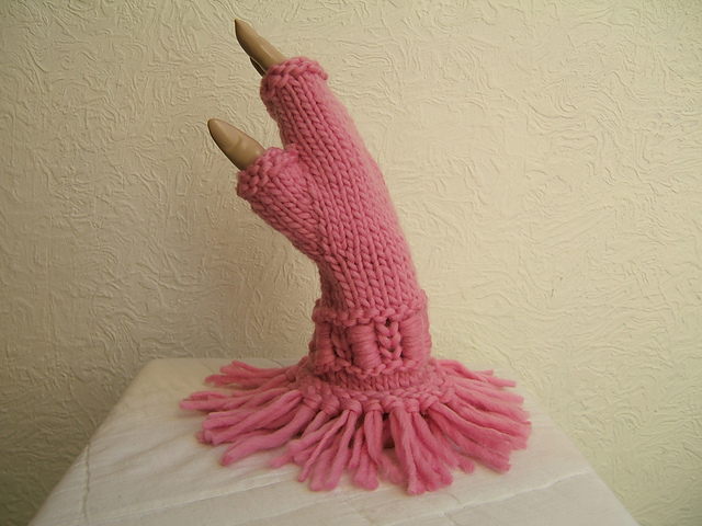 "Pretty In Pink" Mod Fingerless Mittens